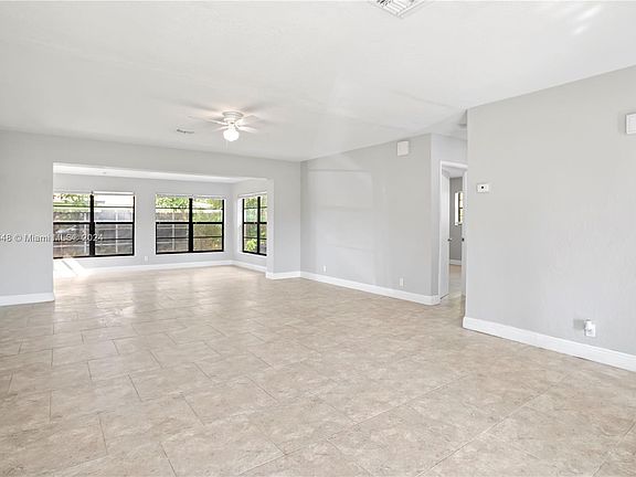 2nd image of 1008 Long Island Ave