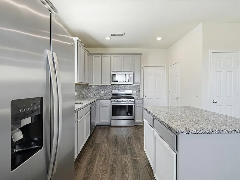 25626 Pannier Pl — Photo 10
