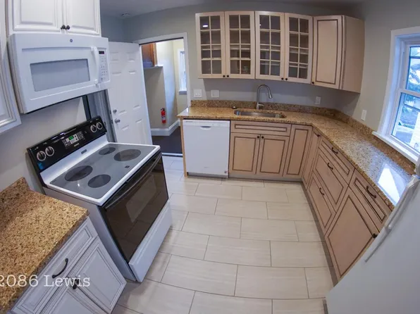 2086 Lewis Dr #Up, Lakewood, OH 44107