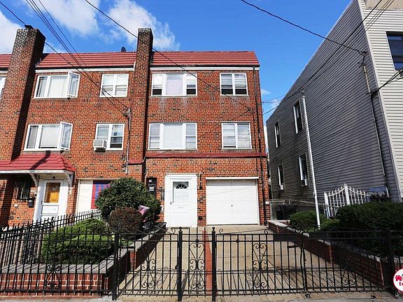 4th image of 2552 43rd St
