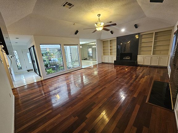 4th image of 12103 Ella Lee Ln