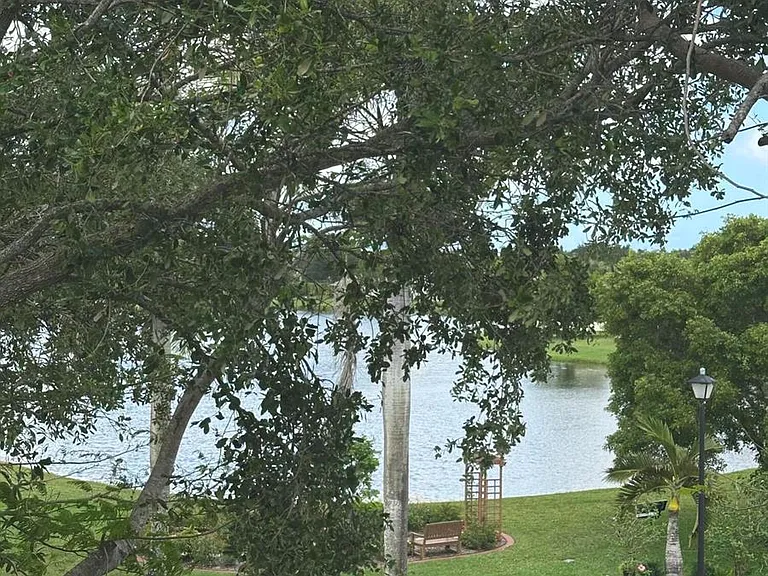 9825 Baywinds Dr #1302 — Photo 16