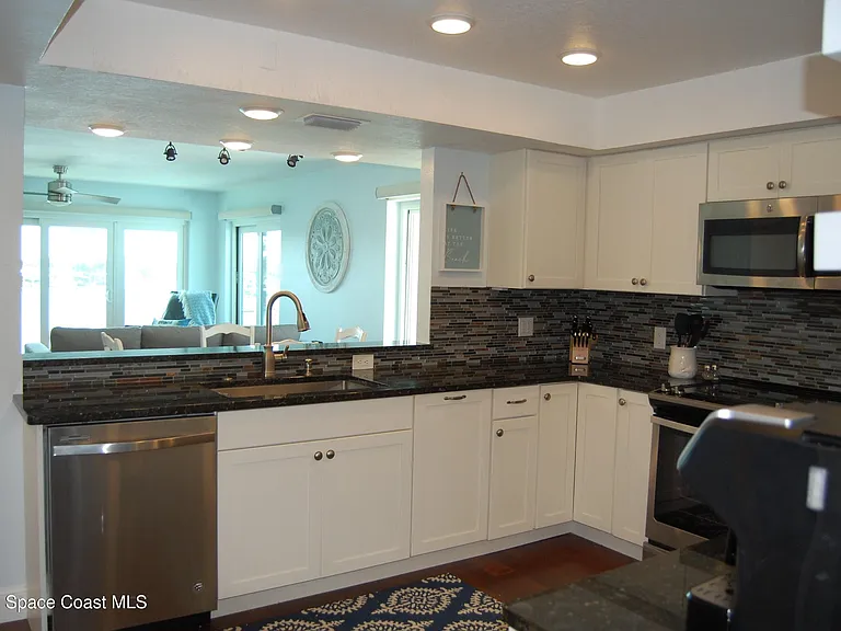 1700 Commodore Blvd #1305 — Photo 3