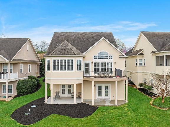 2nd image of 1069 Rarity Bay Pkwy