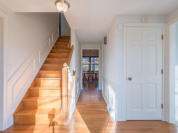 2nd image of 589 Atterbury Blvd
