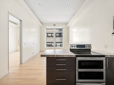 111 Fulton St APT 808, New York, NY, 10038