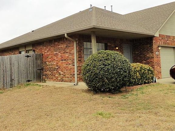 3rd image of 642 Welston Cir #644