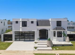 629 Mar De Bering, Dorado, PR 00646