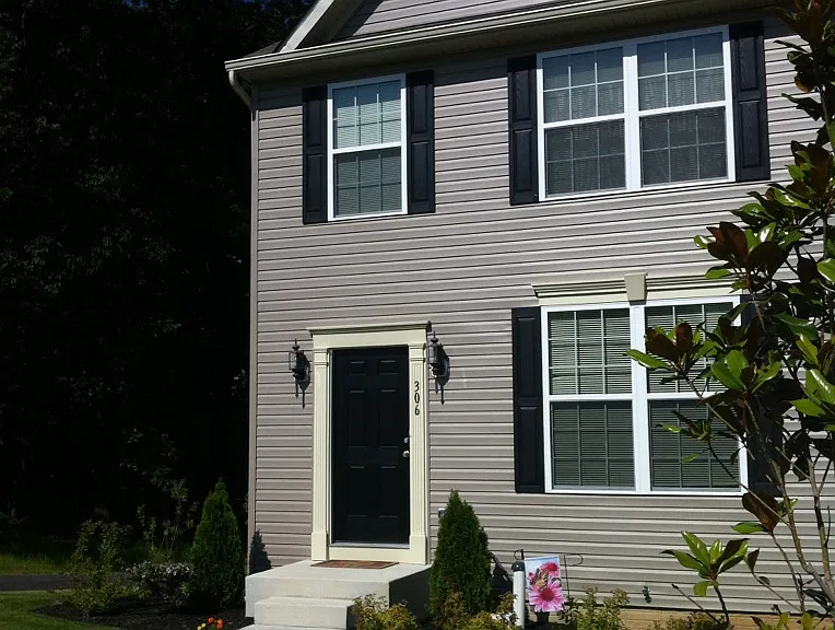 Indigo Pointe Townhomes — Photo 12