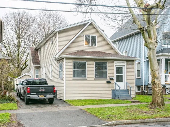 812 S Goodman St, Rochester, NY 14620