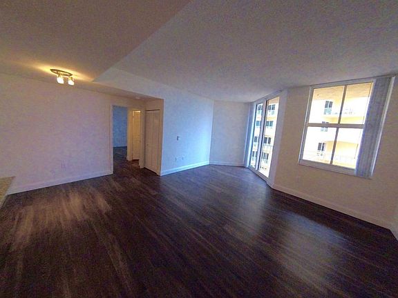4th image of 255 Evernia St APT 1103