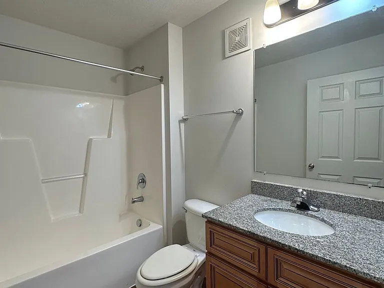1463 Taylor Grove Ln #1 — Photo 4