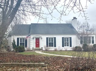 111 Church Rd, Winnetka, IL 60093