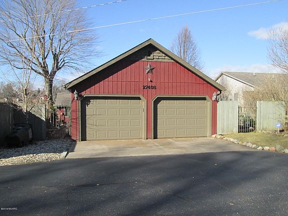 4th image of 27408 Orchard Dr