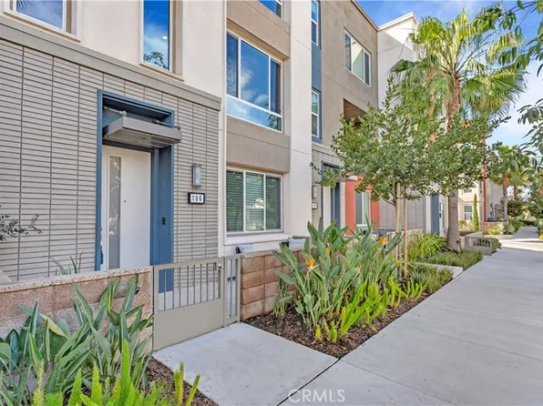 136 Citysquare, Irvine, CA 92614