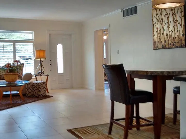 1147 Milano Dr — Photo 4