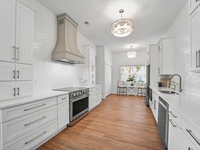 1993 Gray Battery Ct, Mount Pleasant, SC, 29464