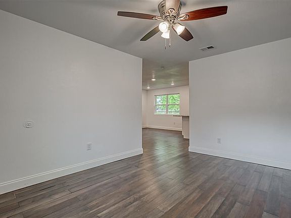 5th image of 1007 Oriole Blvd
