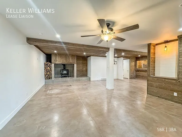 9170 Frank Rd — Photo 12