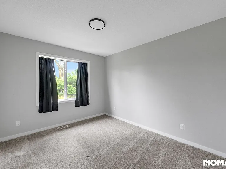 619 W Wright Rd — Photo 5