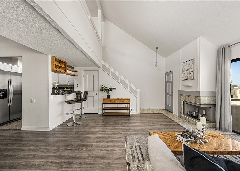 1st image of 25712 Le Parc Unit 56
