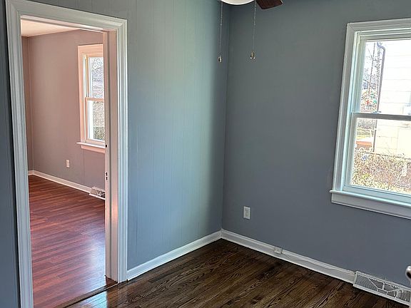 5th image of 1209 Nelwood Dr