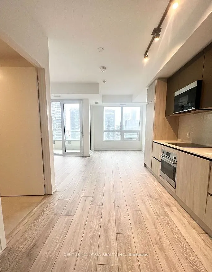 1 bed, $2,300 — Photo 4