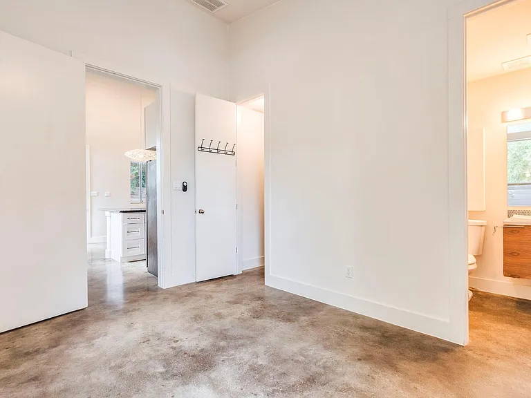 1404 Singleton Ave #B — Photo 12
