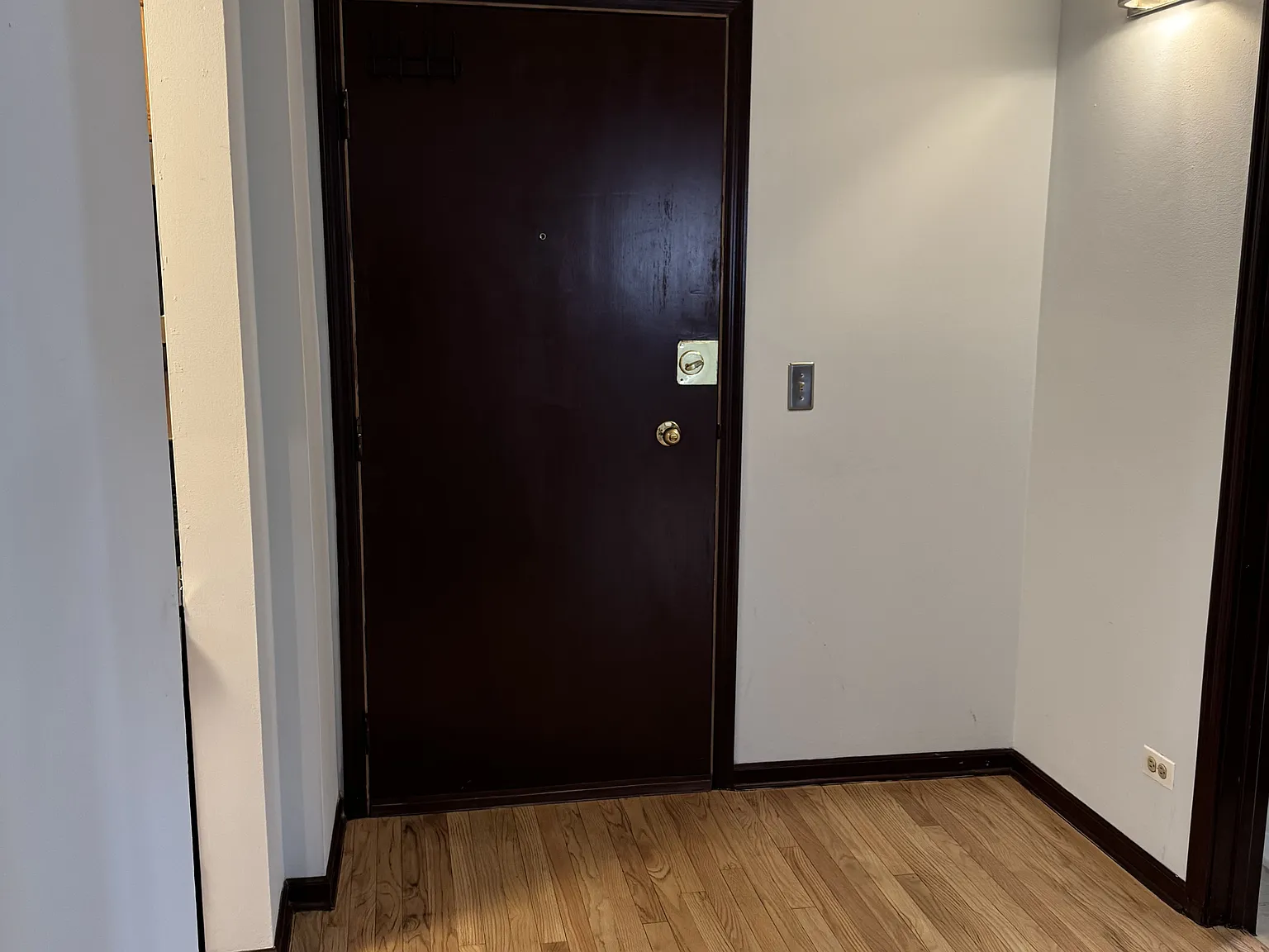 1 bed, 900 sqft, $1,400 — Photo 2