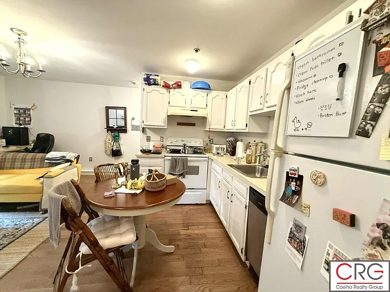 184 Bunker Hill St #2 — Photo 10