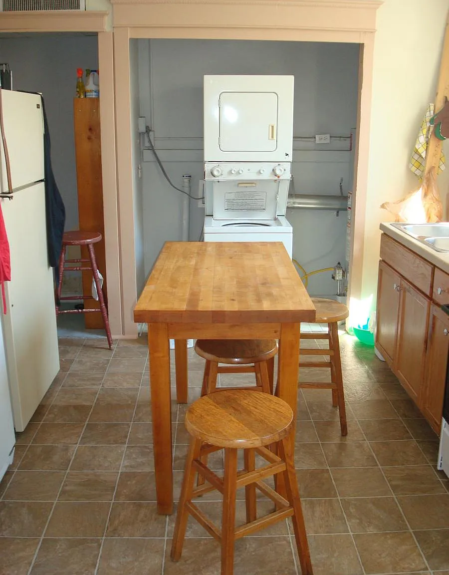 1005 Arizona Avenue — Photo 3