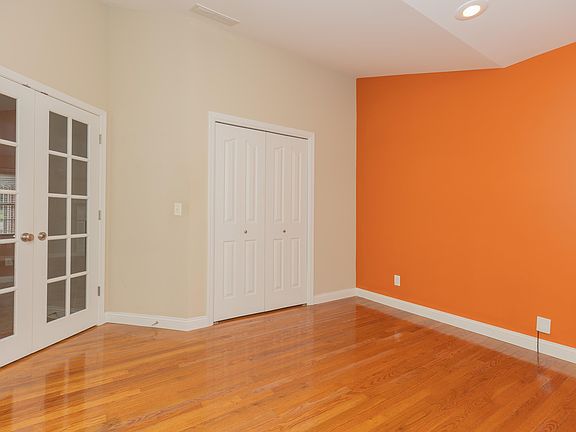 5th image of 4715 Mansfield Dr