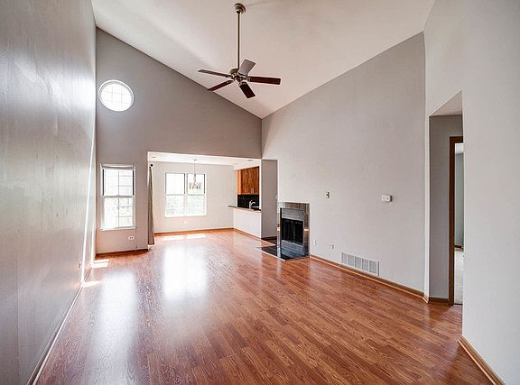 2nd image of 108 White Oak Ct APT 5