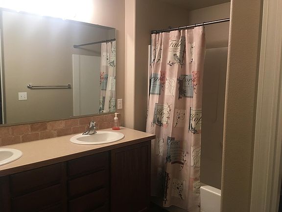 4th image of 246 Chapra St