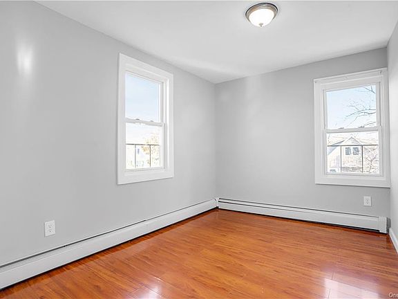 5th image of 358 S 7th Ave
