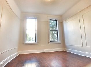 3421 42nd St APT 1L, Long Island City, NY 11101