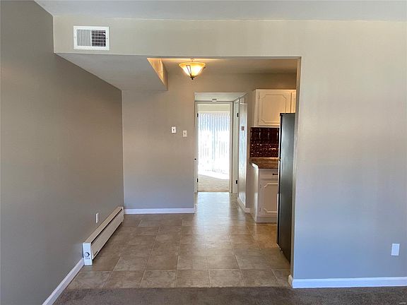 3rd image of 10684 Carroll Wood Way
