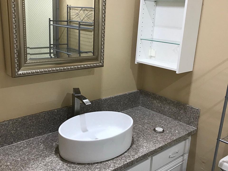 1st image of 1941 Wilcox Ave APT 6