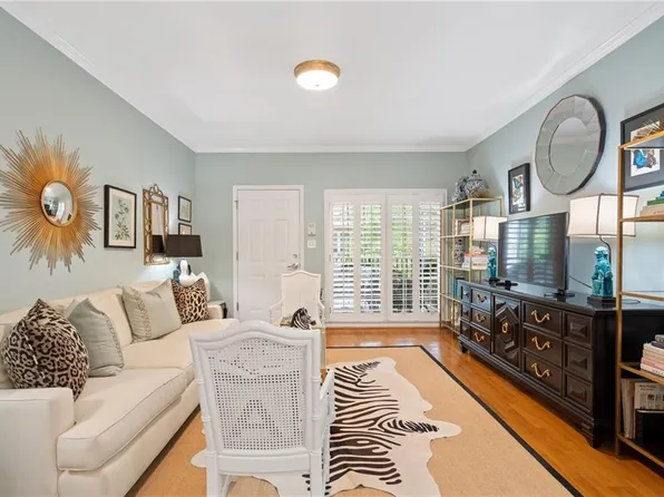 3675 Peachtree Rd NE APT 56, Atlanta, GA 30319