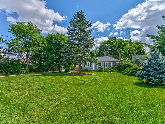 2nd image of 321 Highland Park