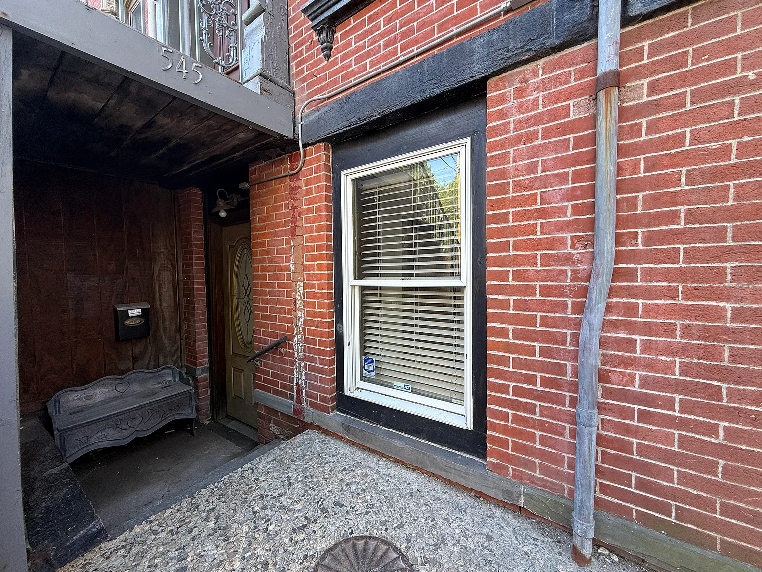 1 bed, 800 sqft, $1,700 — Photo 2