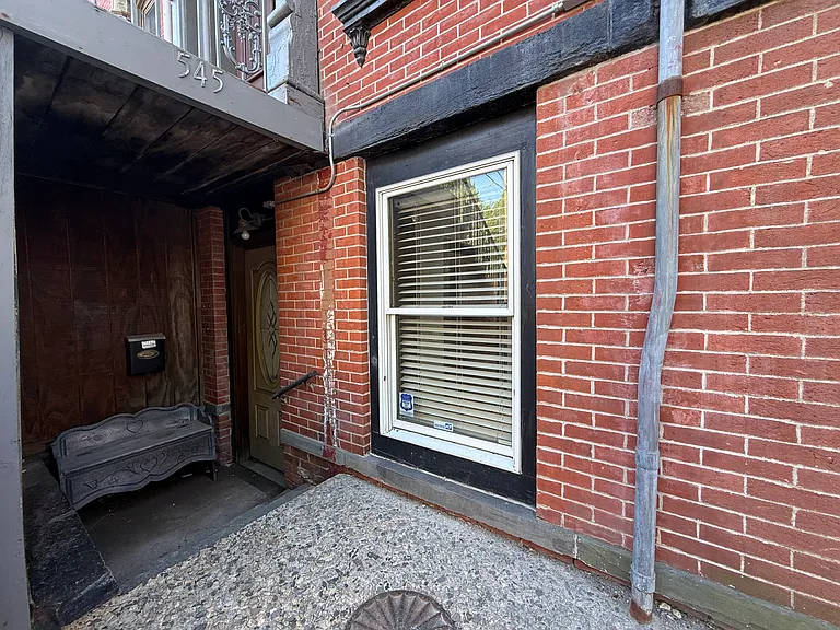 545 Orange St #G — Photo 2