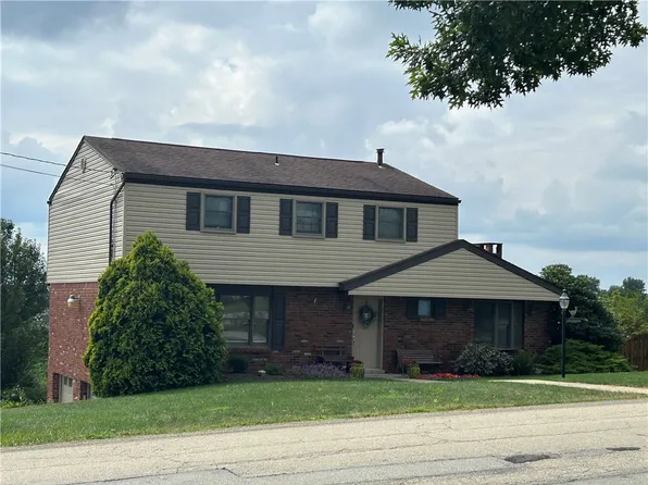 10430 Farview Dr, North Huntingdon, PA 15642