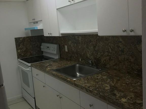 5th image of 2301 NE 170th St APT 9