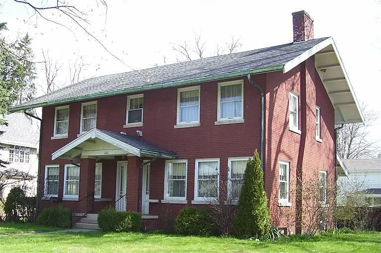1411 Michigan Ave photo 1