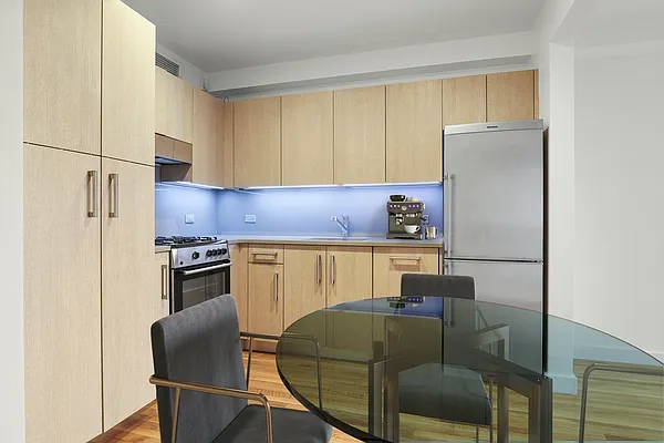 Rented by Stonehenge NYC LLC | media 6