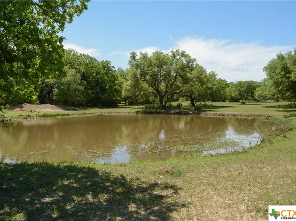 317 Lois Ln, Paige, TX 78659