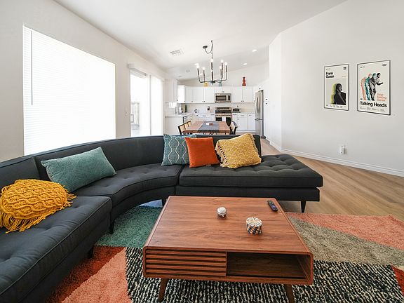 3rd image of 83198 El Greco Ave