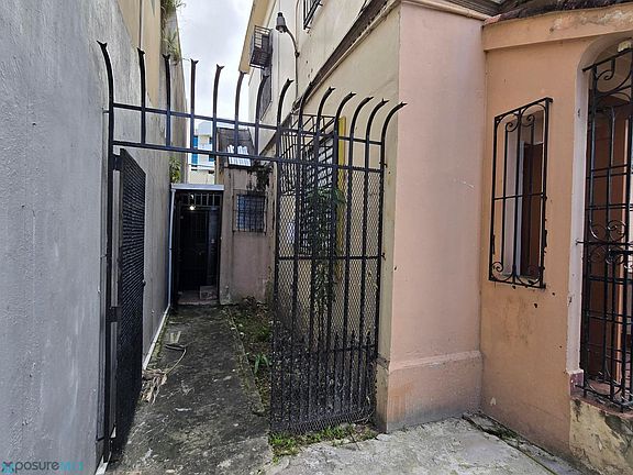 2nd image of 872 Calle Cabrera