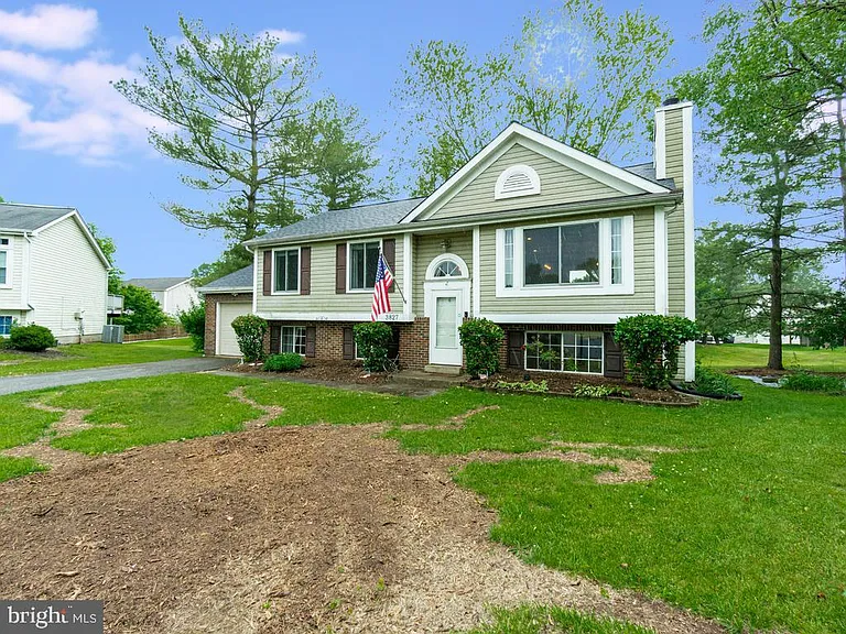 3827 Dittany Ct — Photo 2